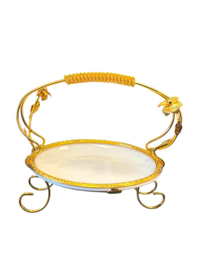 Cake stand with handle